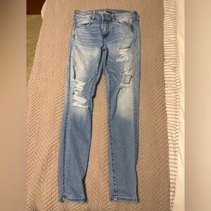 American Eagle Outfitters Light Wash Distressed Skinny Jeans